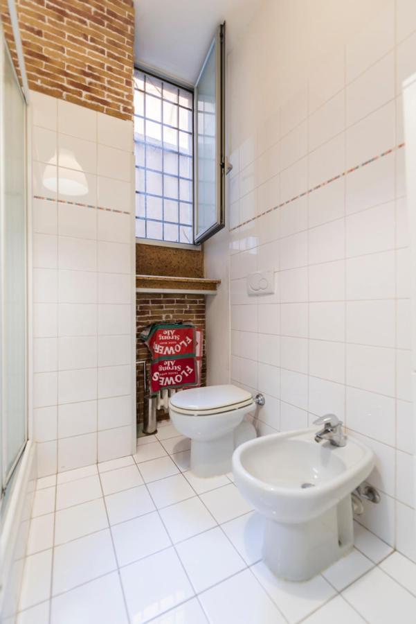 Milan Cathedral Apartment Bagian luar foto