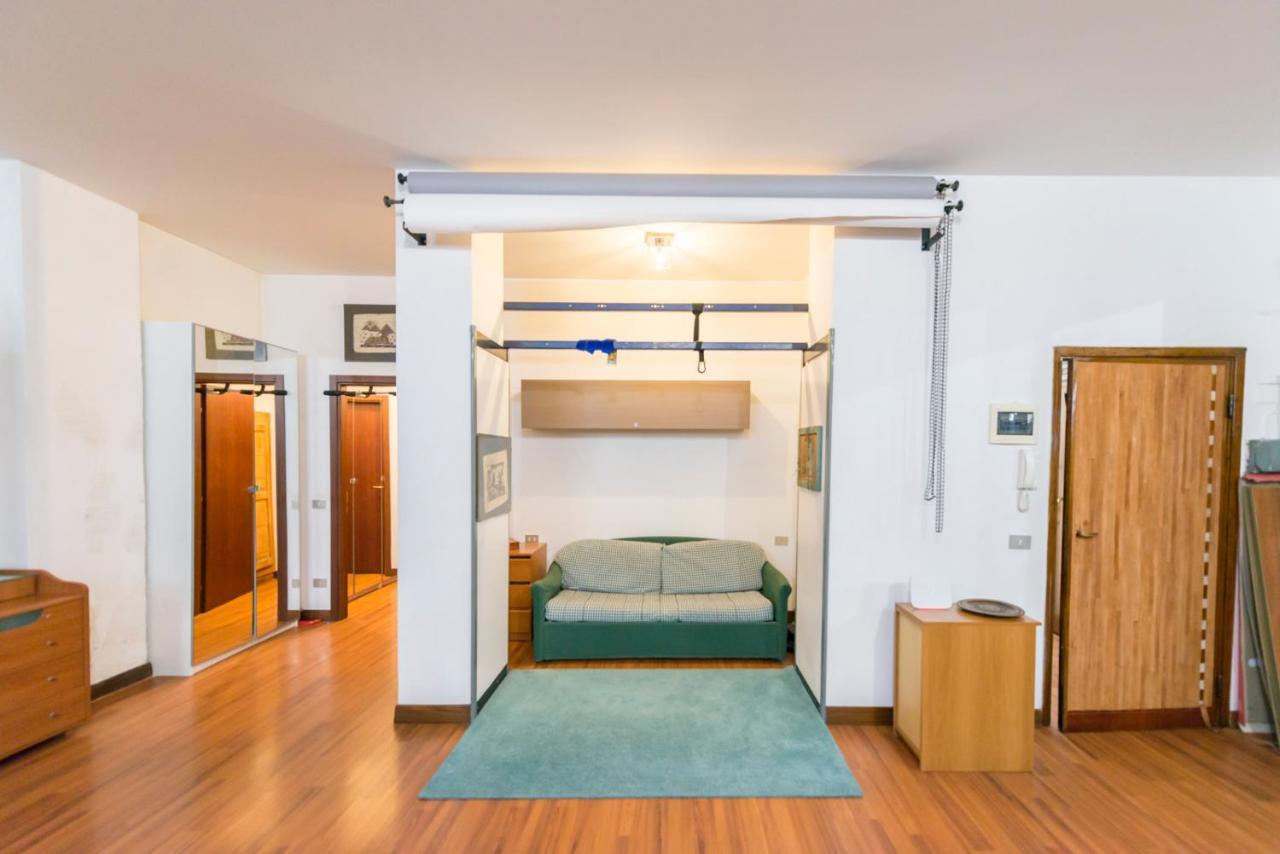 Milan Cathedral Apartment Bagian luar foto