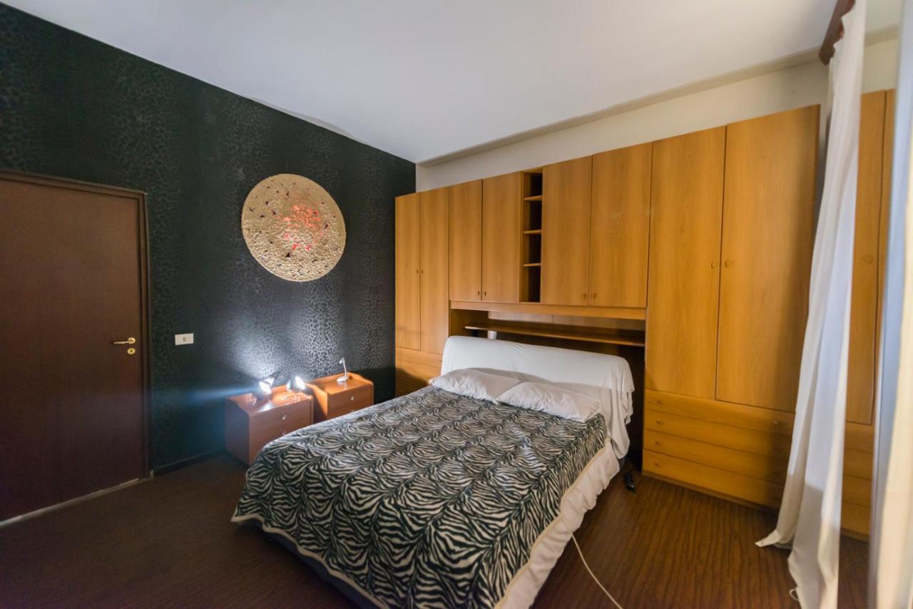 Milan Cathedral Apartment Bagian luar foto